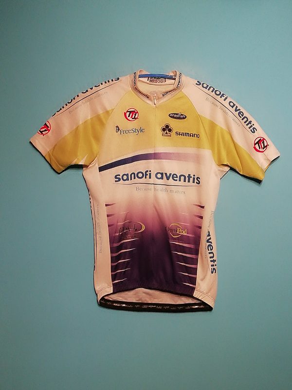 TEAM TYPE 1-SANOFI AVENTIS 2e shirt 2010