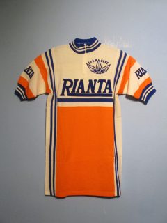 RIANTA     1982        WIELERSHIRT