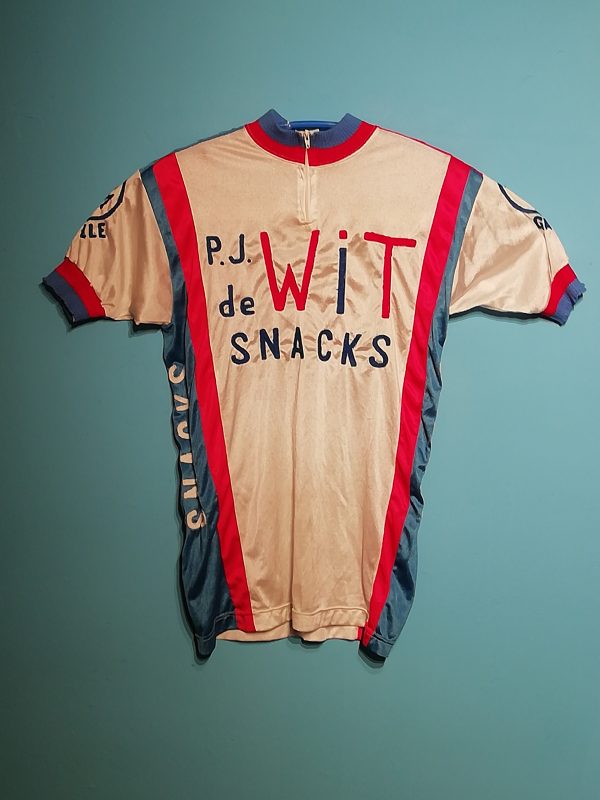 P.J. DE WIT SNACKS-GAZELLE 1981